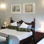 Arch B&B